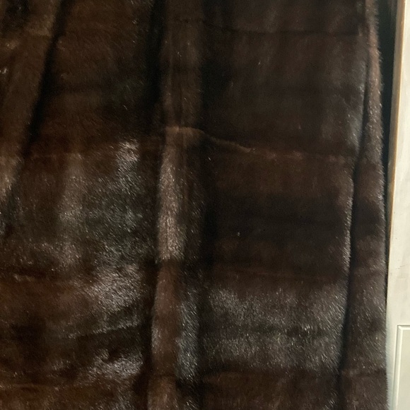 Rain coat Mink fur 🧥 approximate size L/XL (12/14) in good condition winter coat - Picture 6 of 9